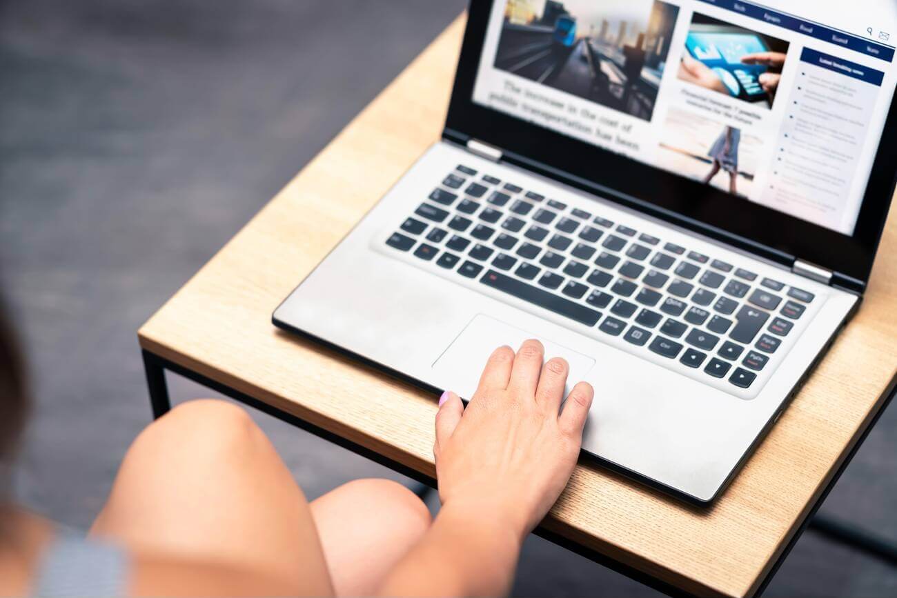 Construa um site profissional sem quebrar o banco: ferramentas acessíveis que vão te surpreender!